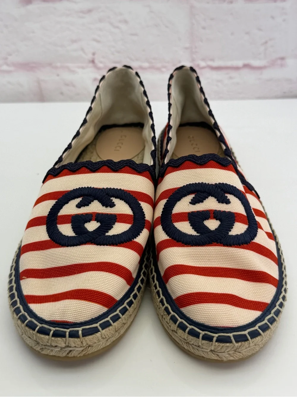 Gucci Cotton Gg Striped Red and Cream Espadrille Slip-On Shoes NEW